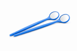 espejos desechables azules